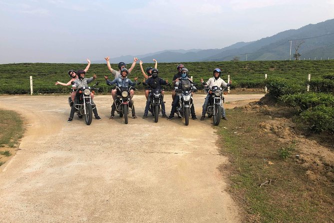 2 day motorbike trip from Hue to Hoi An by Mister T - Lang Co Beach Lunch: Choose Seafood or Go Local (Veggie Too)