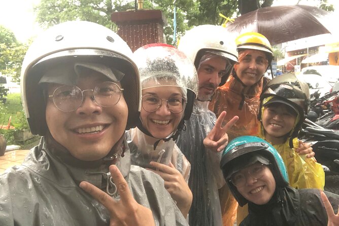 Authentic Hue Motorbike Tour by Locals - Thuy Xuan’s incense village: your hands make the souvenir