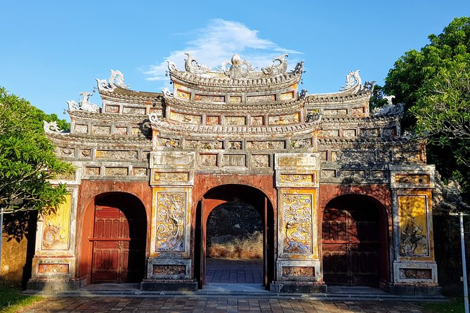 Best Hue City Tour- Private Tour - Thien Mu Pagoda by dragon boat on the Perfume River
