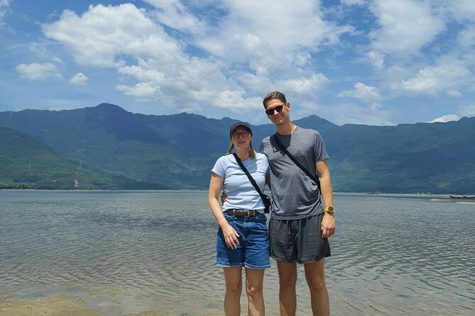 Bus Transfer from Hue to Hoi An with Sightseeing - Hai Van Pass: The Signature View and an Included Snack