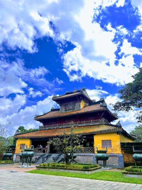 DaNang/Hoi An: Hue Citadel via Hai Van Pass Small Group Tour - Khai Dinh Royal Tomb: architecture you’ll remember, plus a 127-step climb