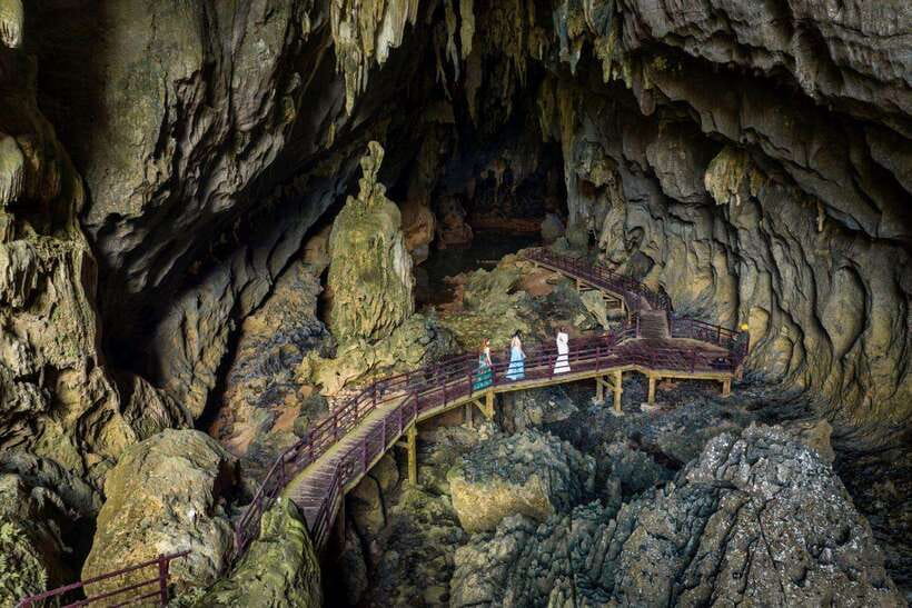Explore Dark Cave from Hue: Group Tours Only on Even Days - Hue Pickup to Phong Nha: The Drive That Sets Expectations