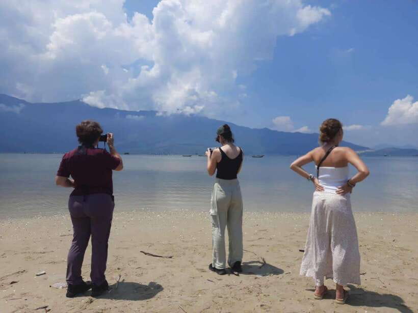 From Hue: Hoi An Bus Transfer with 4 Sightseeing Stops - Who should book this, and who might want a different option