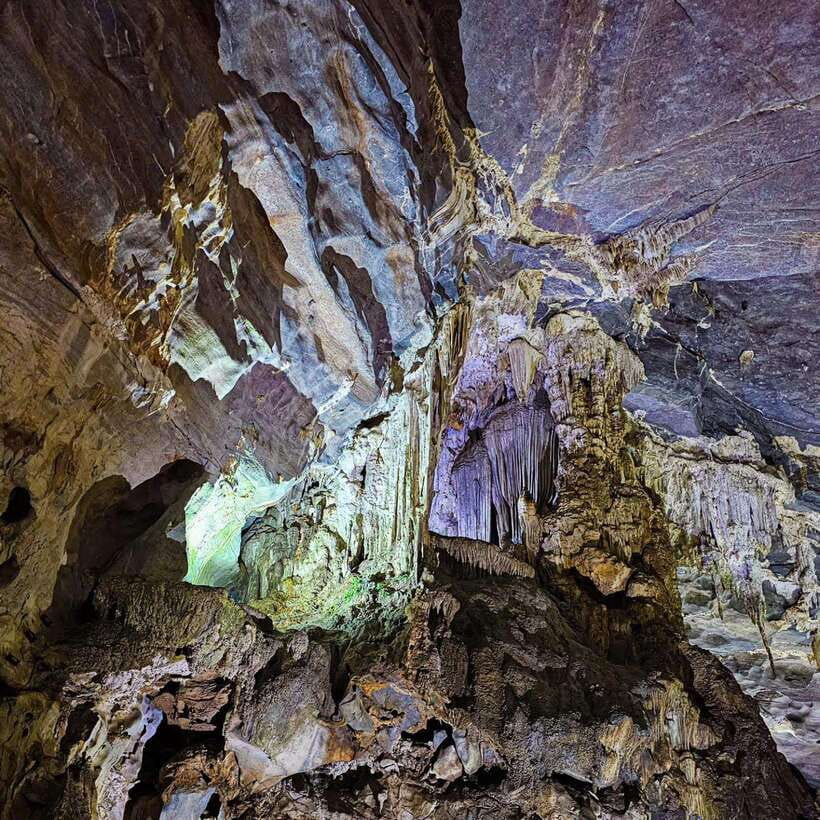 From Hue: Phong Nha Cave & Paradise Cave Full-Day Trip - Paradise-to-Phong Nha transition: lunch, then the Son River cruise