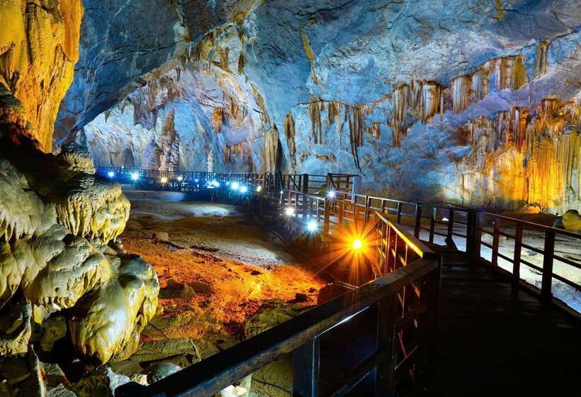 From Hue: Phong Nha Cave & Paradise Cave Full-Day Trip - The guide and group vibe: clear English plus real support