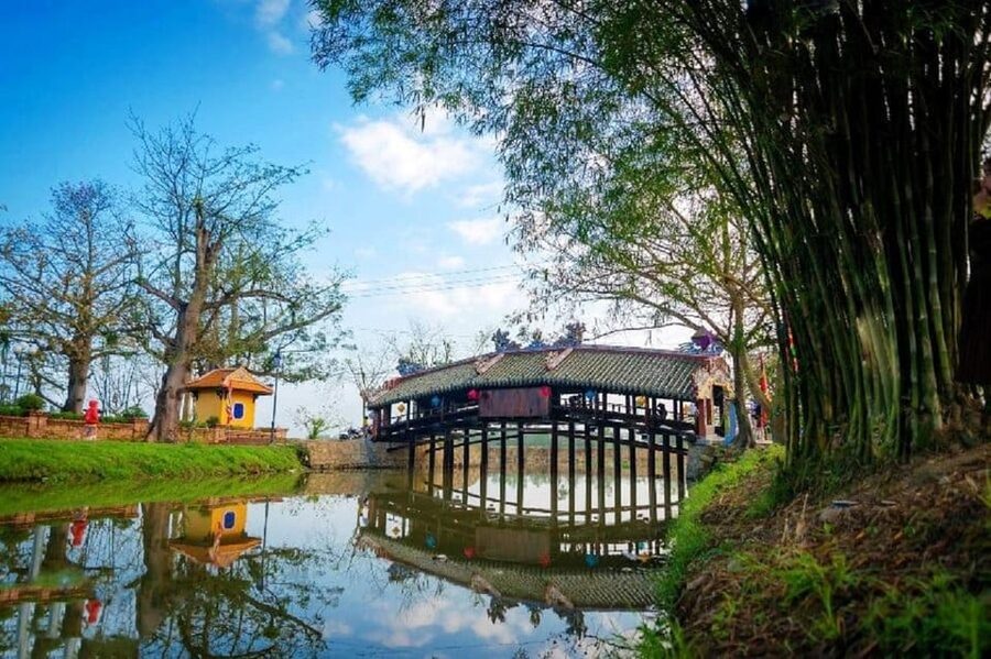 From Hue : Transfer Hue To Hoi An with Sightseeing Stops - A transfer that saves you from highway-only boredom