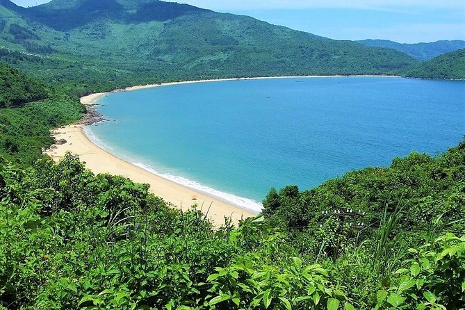 Full-Day Private Motorbike Tour in Hai Van Pass with Lunch - Lang Co Beach Lunch: Seafood, Time to Relax, and a Good Reset