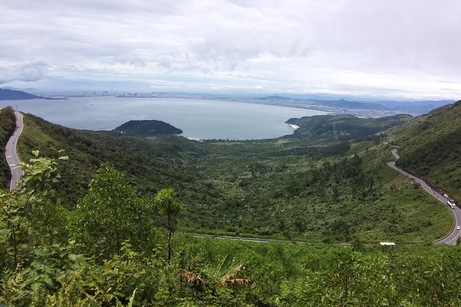 HAI VAN PASS MOTORBIKE TOUR - Top Gear Experience - The finish: drop-off in central Hoi An