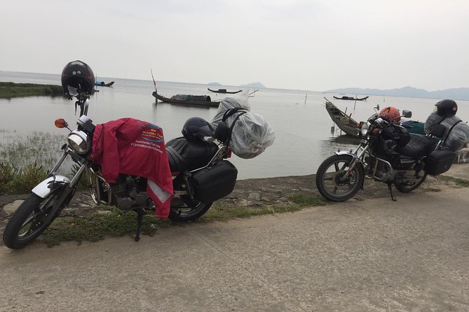 HAI VAN PASS MOTORBIKE TOUR - Top Gear Experience - Stop 1: Tam Giang Lagoon—fishing villages and big water views