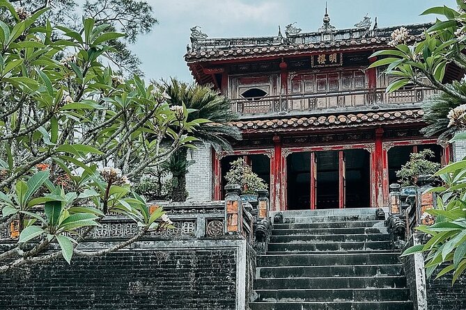 Half-Day Ancient hue city private car tour with driver - Thuy Tien Lake: the abandoned waterpark detour that feels like a story