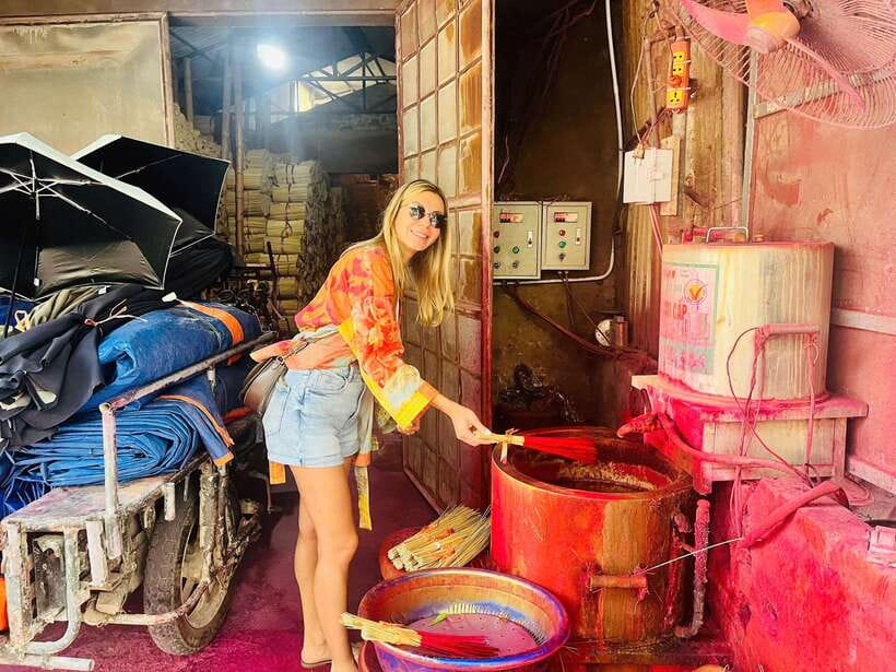 Hanoi: Incense Village, Hat Artisan/ Trang An Boating Tour - A Quick Reality Check on Guides and Group Dynamics
