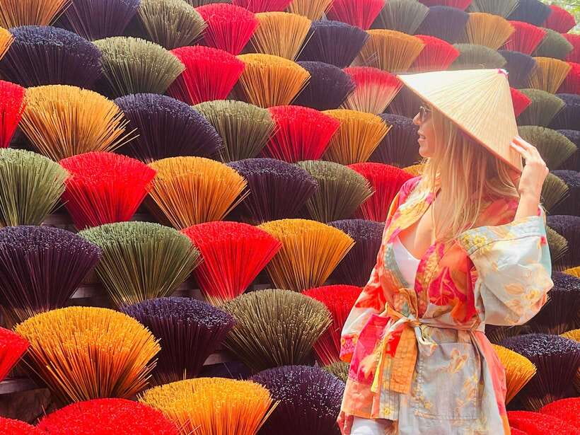 Hanoi: Incense Village, Hat Artisan/ Trang An Boating Tour - Why These Craft Villages Feel Different (In a Good Way)