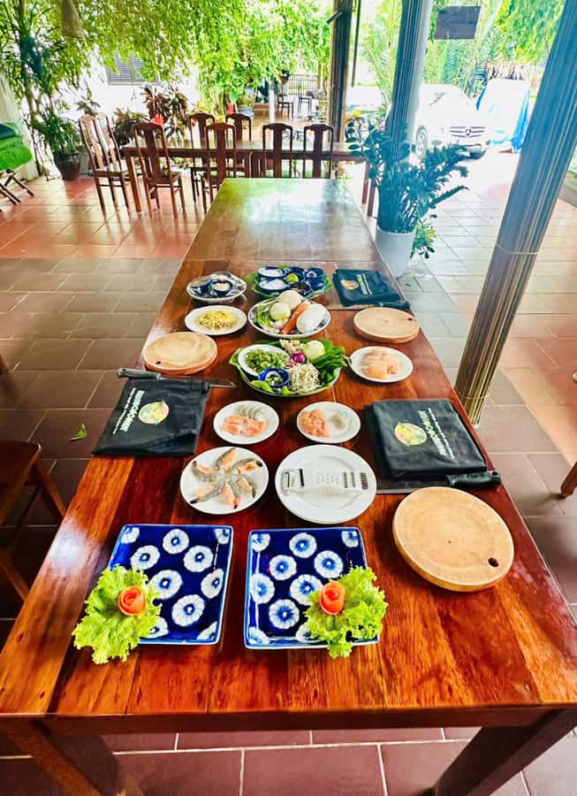 Hoi An: Authentic Vietnamese Cooking Class Tour - Who should book this (and who should be cautious)