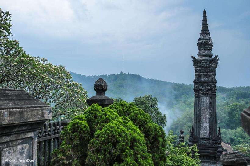 Hue City Full-Day Tour with Dragon Boat Trip & Lunch - Why Hue’s Perfume River boat ride and royal sites belong together