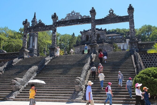 Hue City Private Tour Full Day with Tour Guide - Thuy Xuan incense-making village: the craft stop that breaks the history loop