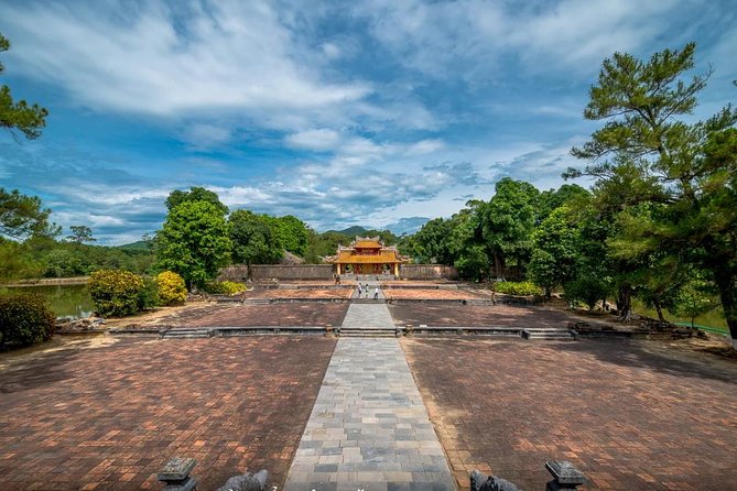 Hue City Private Tour With A Knowledgeable Tour Guide - Lunch is included, and it’s set up for real-life needs
