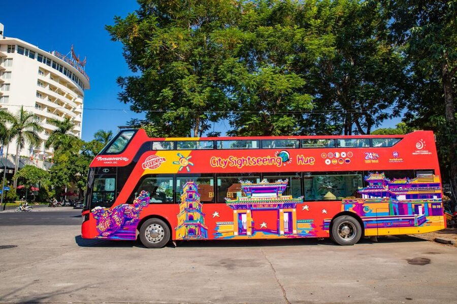 Hue: City Sightseeing Hop-On Hop-Off Bus Tour - Tu Duc Tomb and the rest of the royal tomb circuit