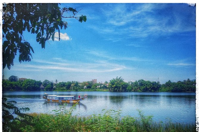 Hue City Tour 3 Tomb & Citadel Sightseeing Perfume River By Dragon Boat - Thien Mu Pagoda: the Huong River setting and the bell moment