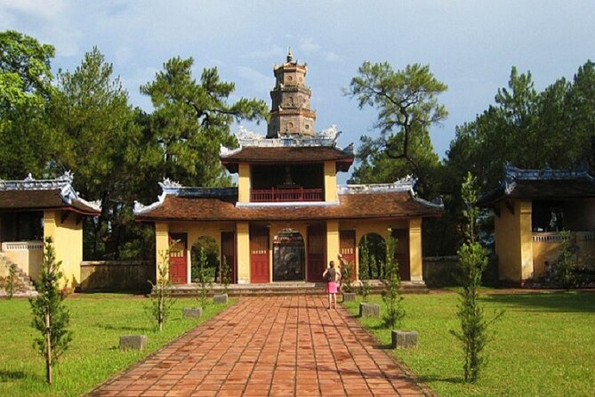 Hue: Custom Tour with Dragon Boat, Private Car & Motorbike - Tickets, tips, and food: where the real cost shows up