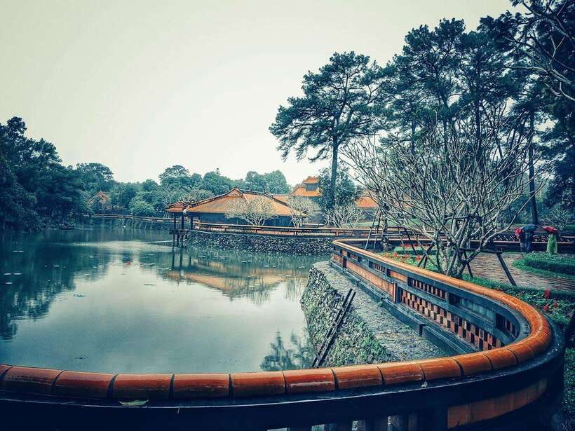 Hue Customized Sightseeing – Private Day Tour & Chauffeur - Thuy Xuan Hue incense village: a 700-year craft you can actually watch