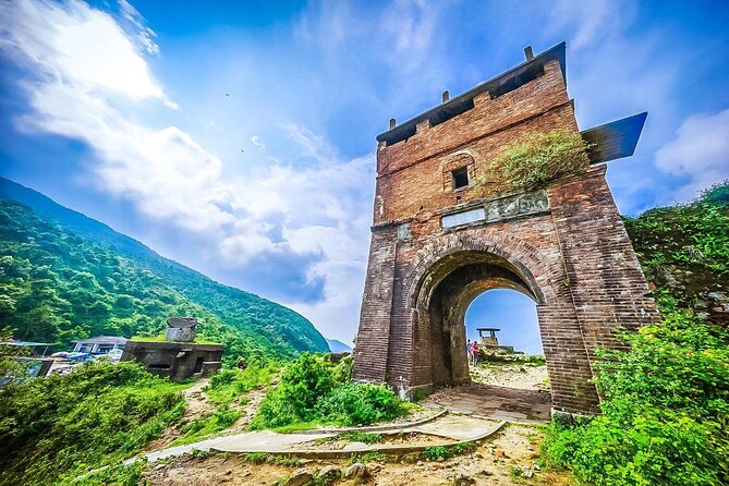 Hue - Danang - Hoi An: Private Car via Hai Van Pass and More - Marble Mountain: Cave Temples and Stone-Craft Atmosphere