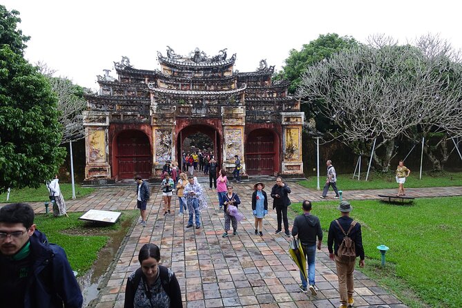 Hue: Dragon Boat, Perfume River, Pagoda & Royal Tomb Tour - Timing: How to Keep a 4–5 Hour Day From Feeling Rushed