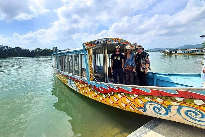 Hue Dragon Boat Tour: Perfume River, Royal Tombs, Hon Chen Temple - Key highlights worth knowing before you go