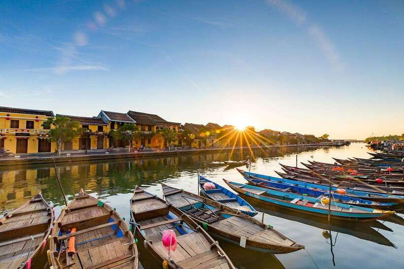 Hue: Enchanting Marble Mountains And Hoi An's Timeless Charm - Hoi An Market Stop: Quick Sights and Food-Time Energy