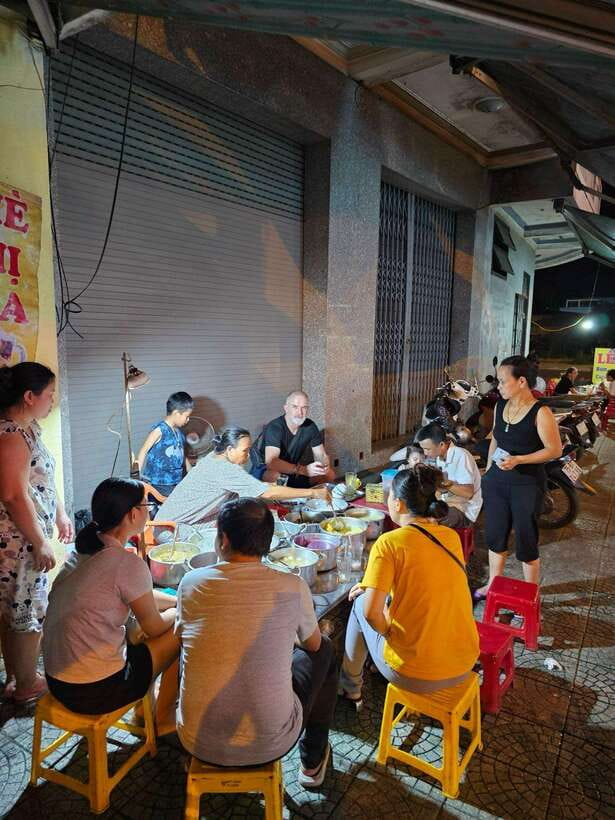 Hue: Guided Local Food Tour with Stories - Key highlights you can plan around