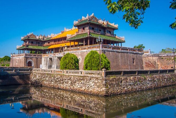 Hue Half Day Tour With Optional Dragon Boat on Perfume River - Entering the Imperial Citadel: Gia Long’s Power Center