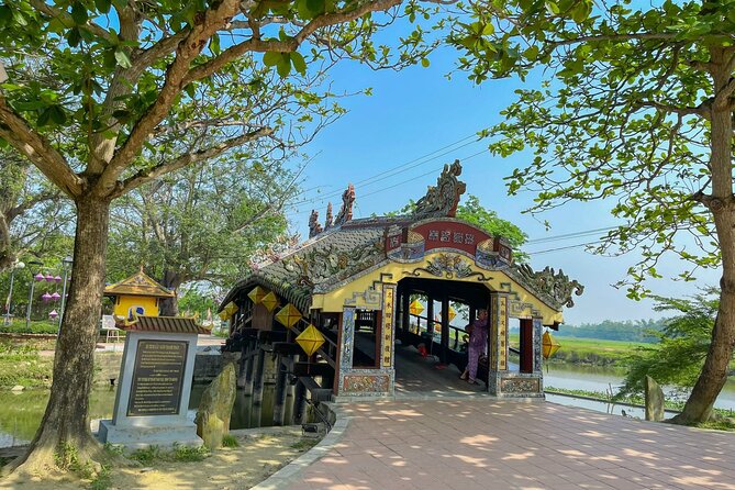 Hue Hoi An Bus Tour Sightseeing via Hai Van Pass 4 Stops - Stop 3: Hai Van Pass—the coast-to-mountain divider