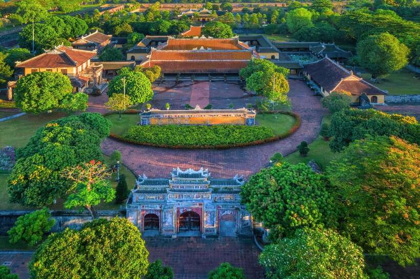 Hue: Hue Walking Tour to Imperial Citadel with Tour Guide - Key highlights worth planning for