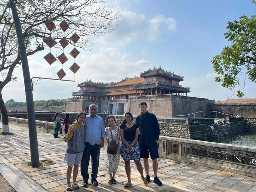 Hue Imperial Ancient City Walking Tour - Pace, breaks, and what to wear in Hue heat