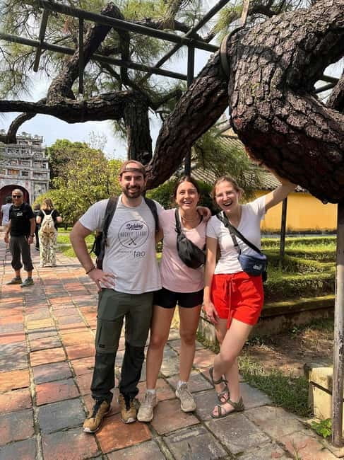 Hue Imperial Ancient City Walking Tour - Meridian Gate (Huế): The entry point where power is staged