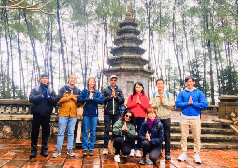 Hue Imperial Citadel, Tombs, Perfume River Boat Tour & Van - Getting Started Right: Door-to-Door Pickup and Air-Conditioned Rides