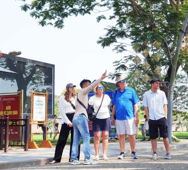 Hue Imperial City and Forbidden City Walking Private Tour - Kiến Trung Palace: a palace story with an interruption, then a comeback