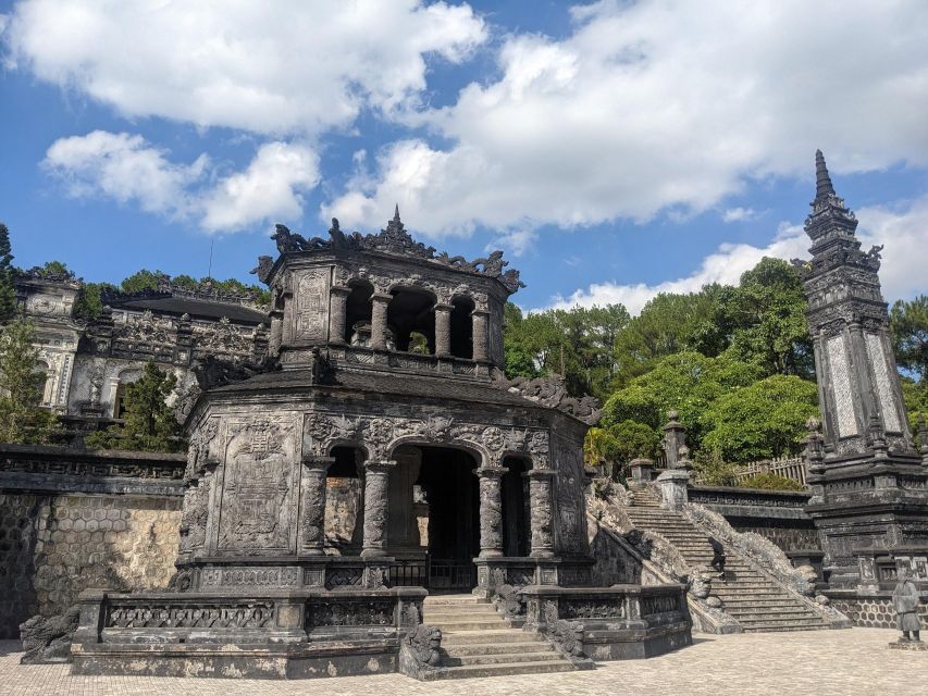 Hue Imperial City Sightseeing Full-Day Trip From Hue - Pickup in Hue and the Perfume River dragon boat start