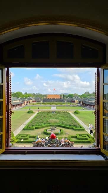 Hue Imperial city walking tour and optional royal tombs - Key things to know before you walk