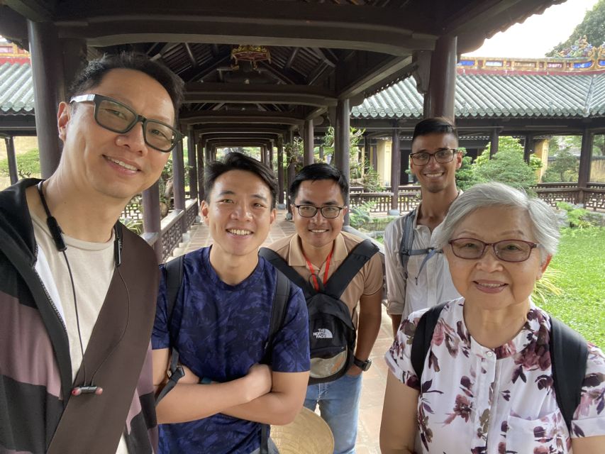 Hue Imperial city walking tour and optional royal tombs - The 2.5-hour walk: what the historian guide is really doing