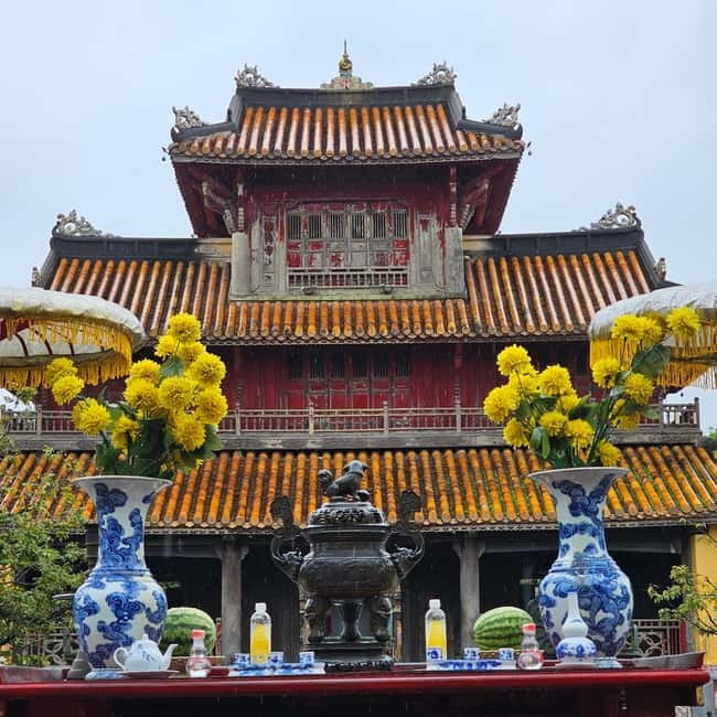 Hue Imperial city walking tour and optional royal tombs - Inside the Imperial City: Hien Lam Cac Pavilion, Mieu Temple, and the Queen Mother Residence