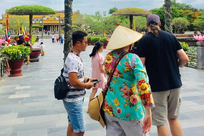 Hue Imperial City Walking Tour: Citadel & Forbidden City - Thái Hòa Palace and the big ceremonial axis