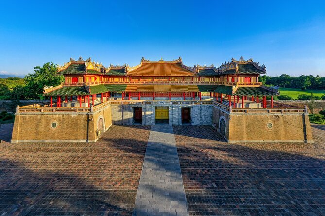 Hue Imperial City Walking Tour: Citadel & Forbidden City - Cua Chuong Duc and the shift toward Forbidden City zones