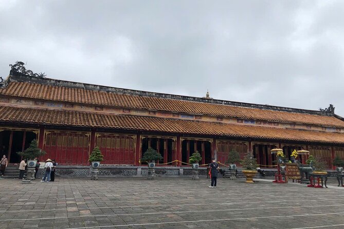 Hue Imperial City Walking Tour maximum 12 pax - The Walk Itself: Pace, Steps, and Comfort Tips
