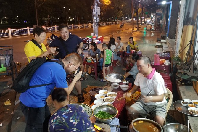 Hue Night Street Food Safari By Cyclo - The 6:00 pm start: how the timing shapes your meal
