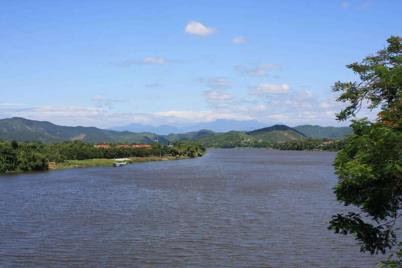 Hue: Perfume River Cruise with Thien Mu Pagoda & Tombs - Minh Mang Tomb (UNESCO): royal planning you can actually feel