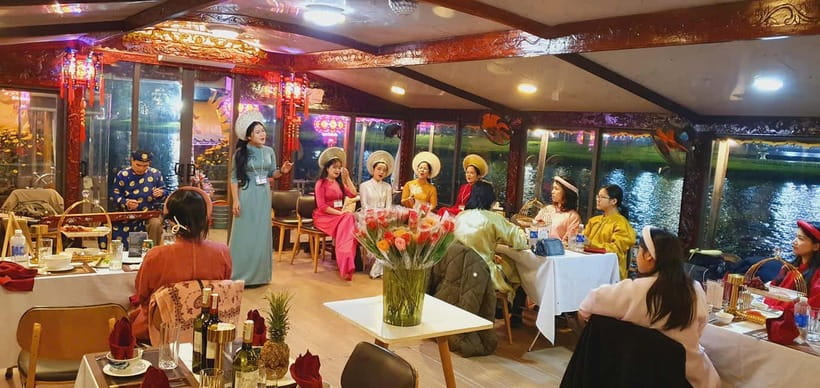 Hue: Perfume River Dinner Cruise with Traditional Show - VIP dragon boat + air-conditioned comfort on the Perfume River