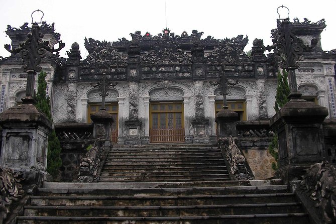 Hue Private Guided Tour: 5 Must-See Places - Thien Mu Pagoda by the Perfume River: Iconic Seven-Storey Views