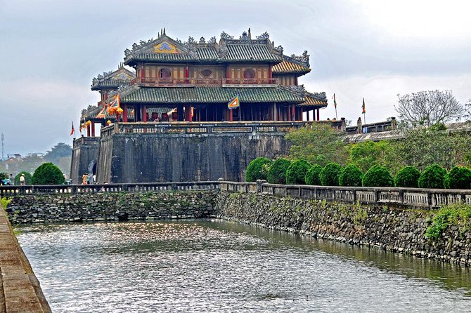 Hue Private Guided Tour: 5 Must-See Places - Comfort, Timing, and the Photo-Friendly Pace