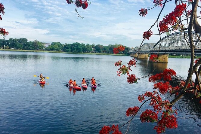 Hue Revolution Walking Tour Hue City during French & American War - Dong Ba Market: the “food and daily life” break you’ll be glad you took