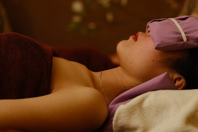 Hue Royal Relaxation Body Massage for 110 mins - Hot stones for stubborn tightness (and the pressure check you’ll want)